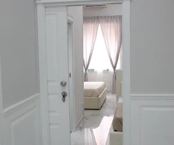 فندق مبيت وإفطار Opera 4*