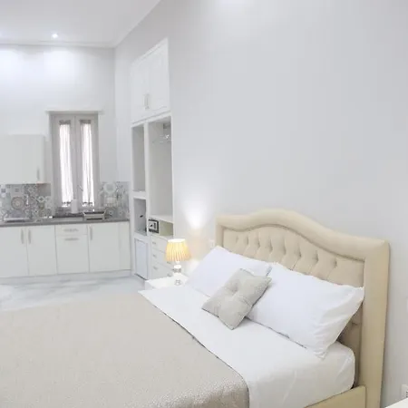 Opera Bed & Breakfast