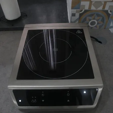 Alojamento de Acomodação e Pequeno-almoço Opera Nápoles