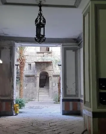 ベッド・アンド・ブレックファスト Opera 4*