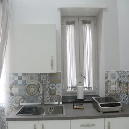Opera فندق مبيت وإفطار نابولي